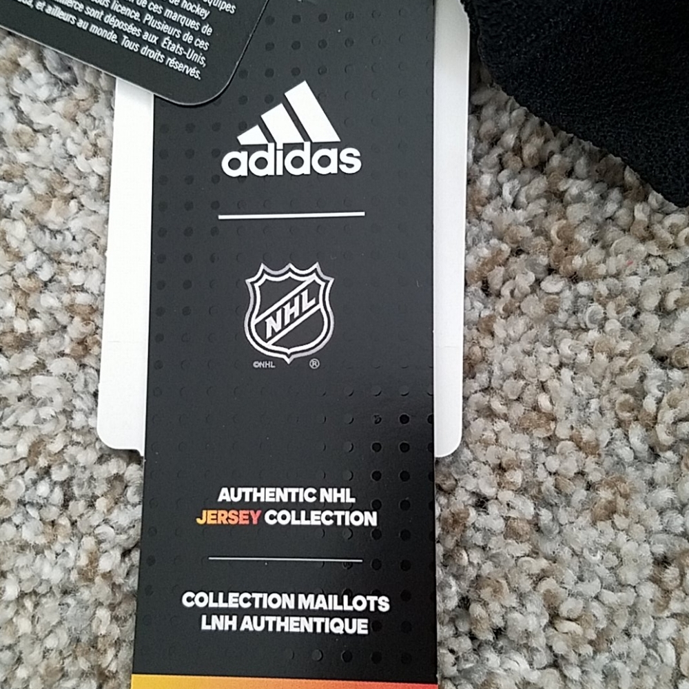 Adidas NHL Chicago Blackhawks Jersey NWT - Picture 9 of 12